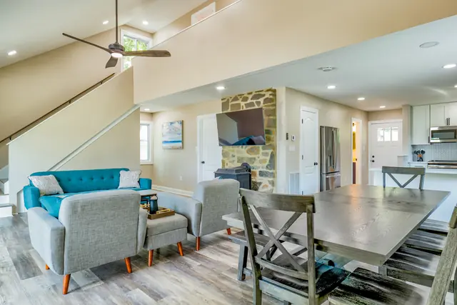 River Refresh: Living room, front facing