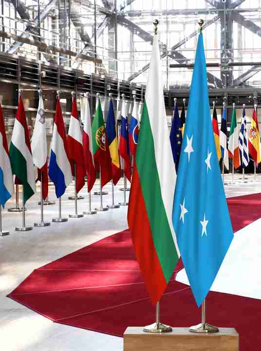 Bulgaria Micronesia Flags