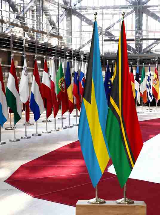 Bahamas Vanuatu Flags