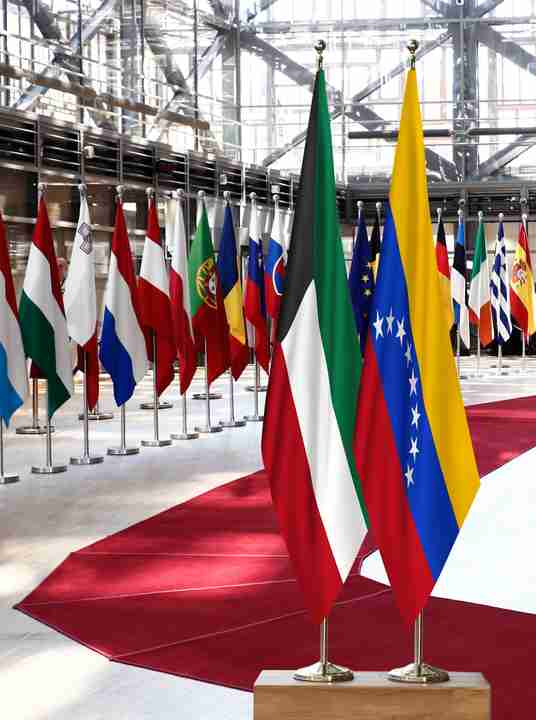Kuwait Venezuela Flags