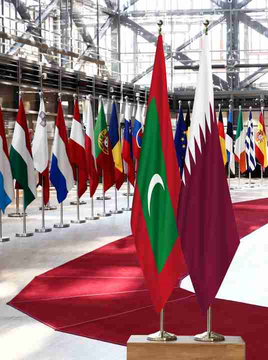 Maldives Qatar Flags