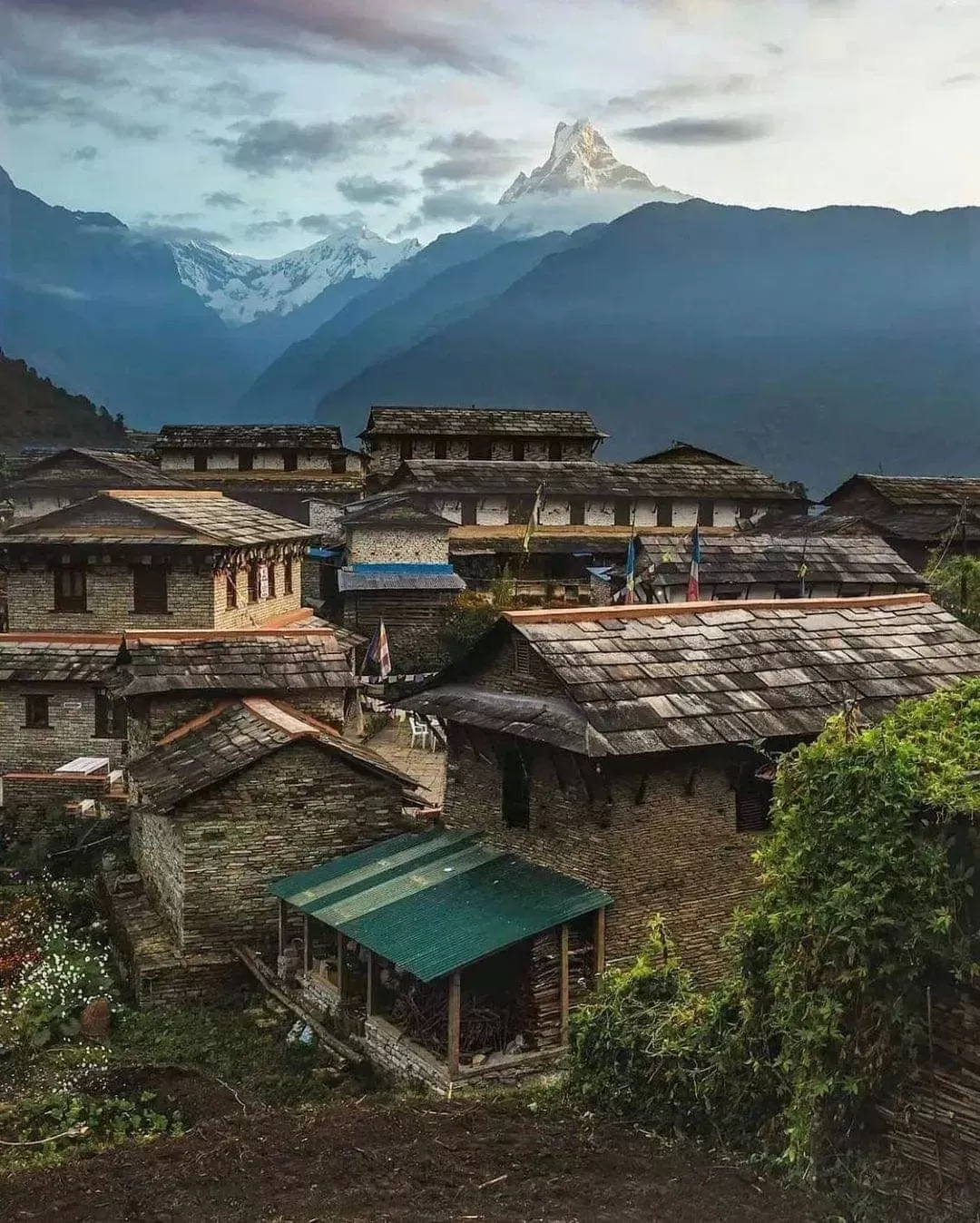 Ghandruk Tour Package [Complete option for trek and tour for nepali with price 2024]