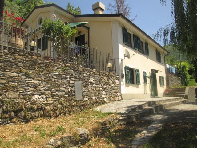 Vendita: Villa - 180000 € - Neirone