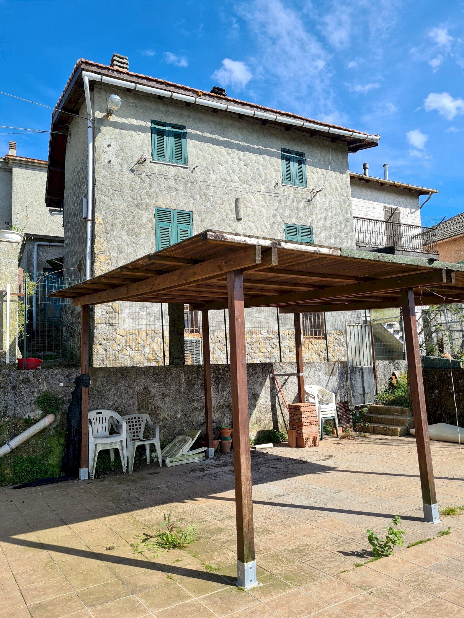 Vendita: Casa indipendente - 69000 € - Davagna