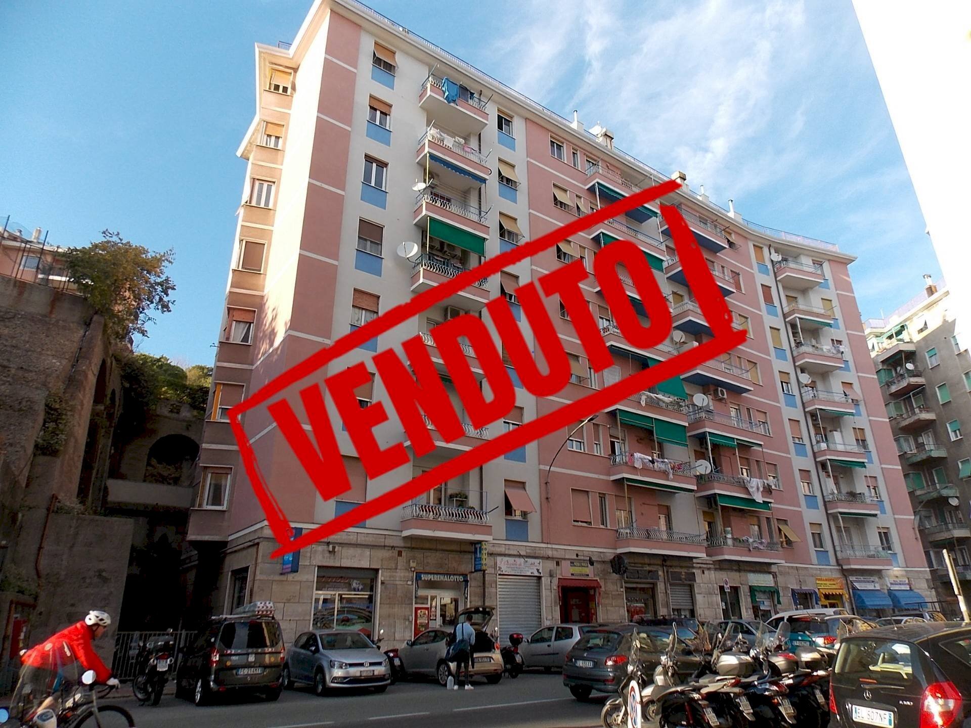 Vendita Appartamento Via Bologna, Genova