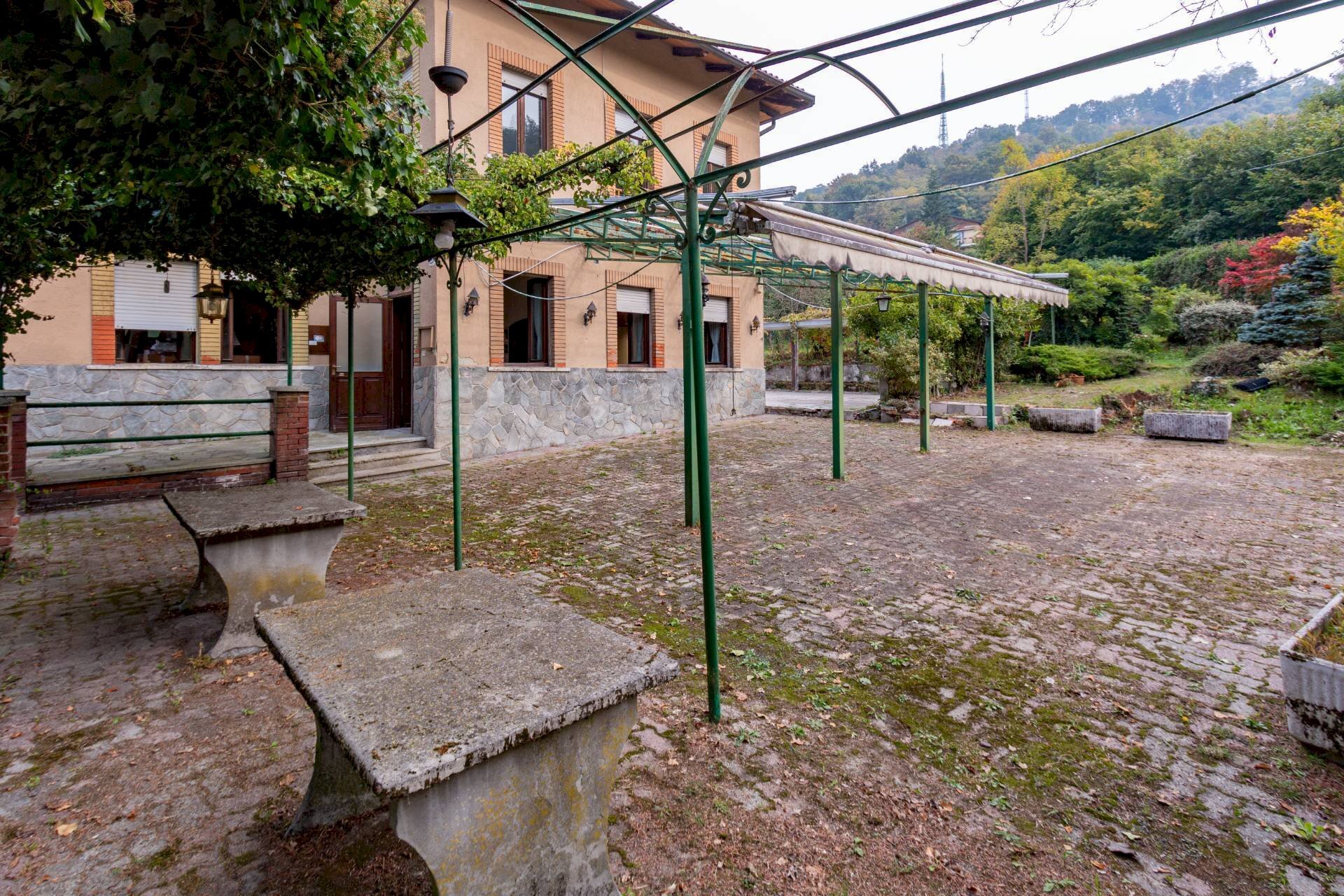 Vendita Villa Unifamiliare Strada Comunale di Pecetto, Torino