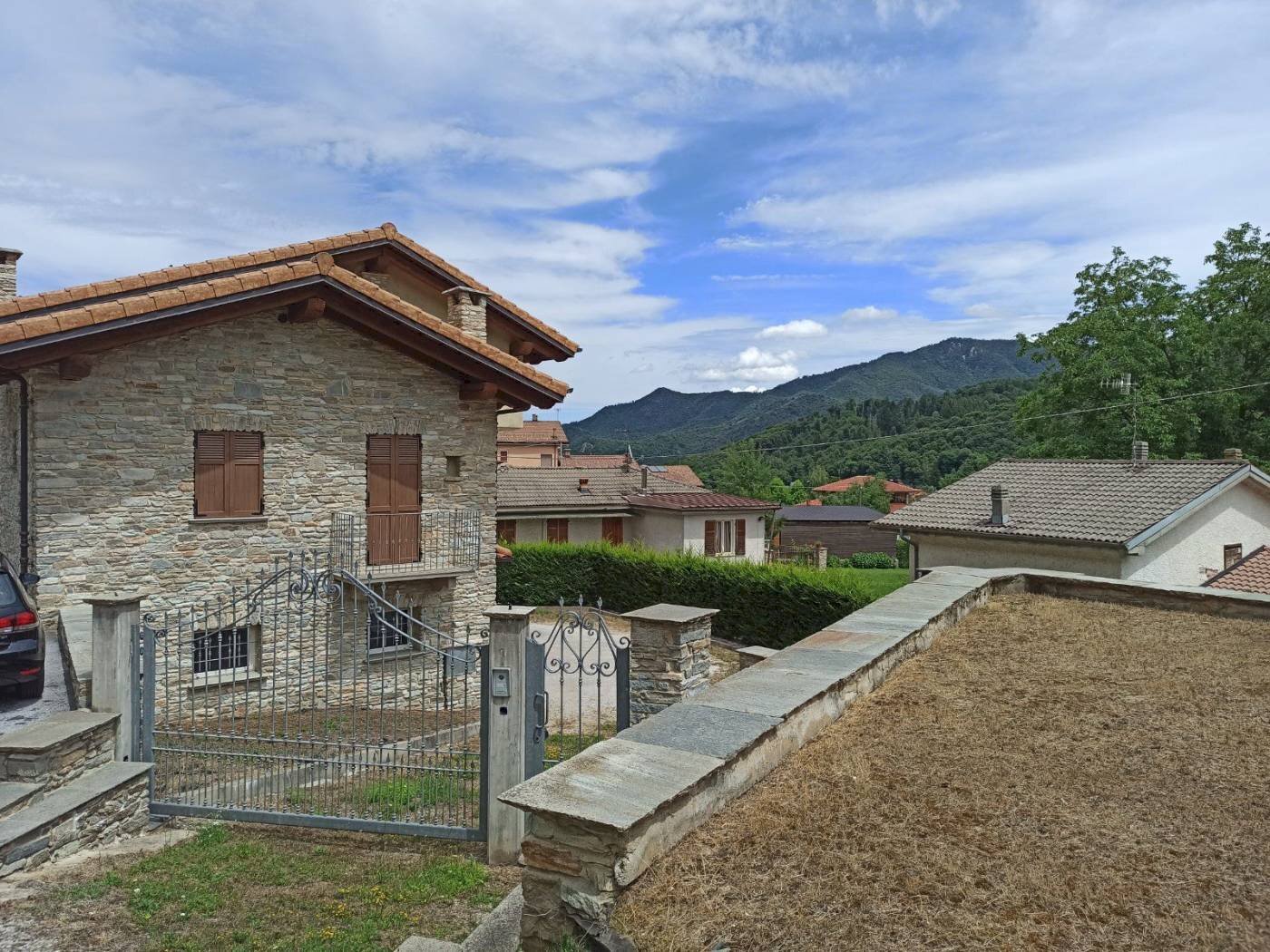 Più di dieci case indipendenti in vendita a Roccaforte Mondovì.