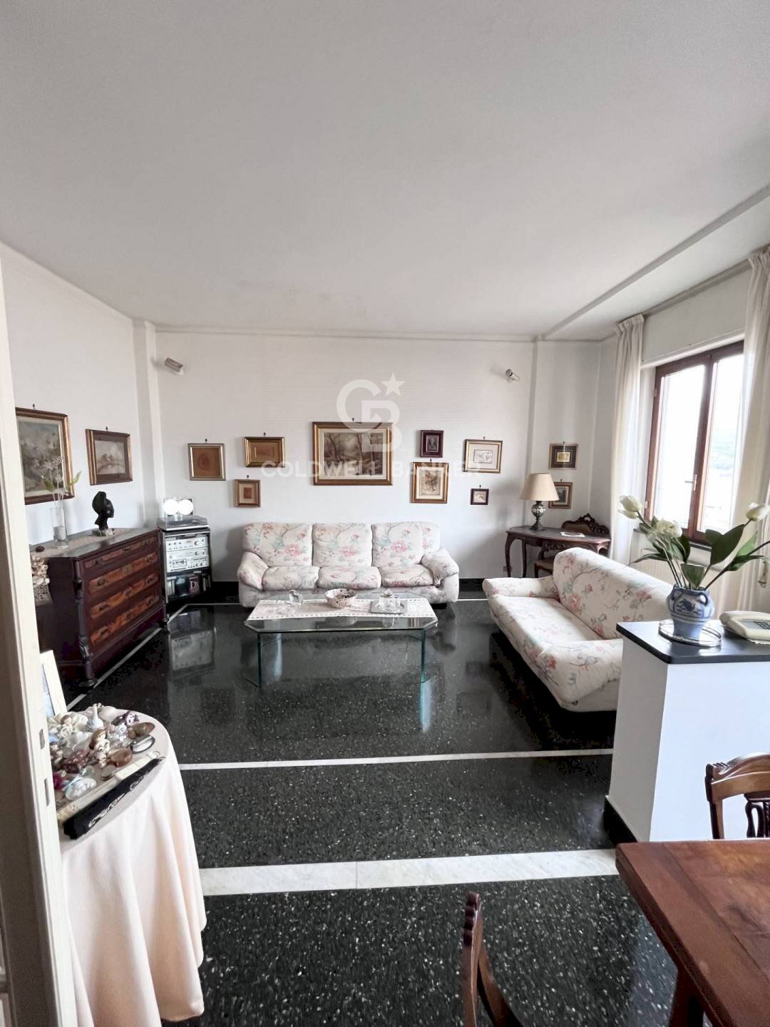 Vendita Appartamento Via Montello, Genova