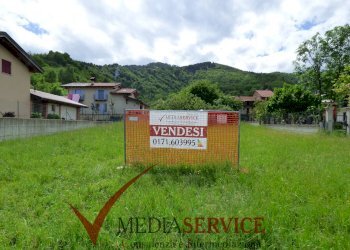 TERRENO EDIFICABILE IN POSIZIONE MERAVIGLIOSA Via degli Aceri