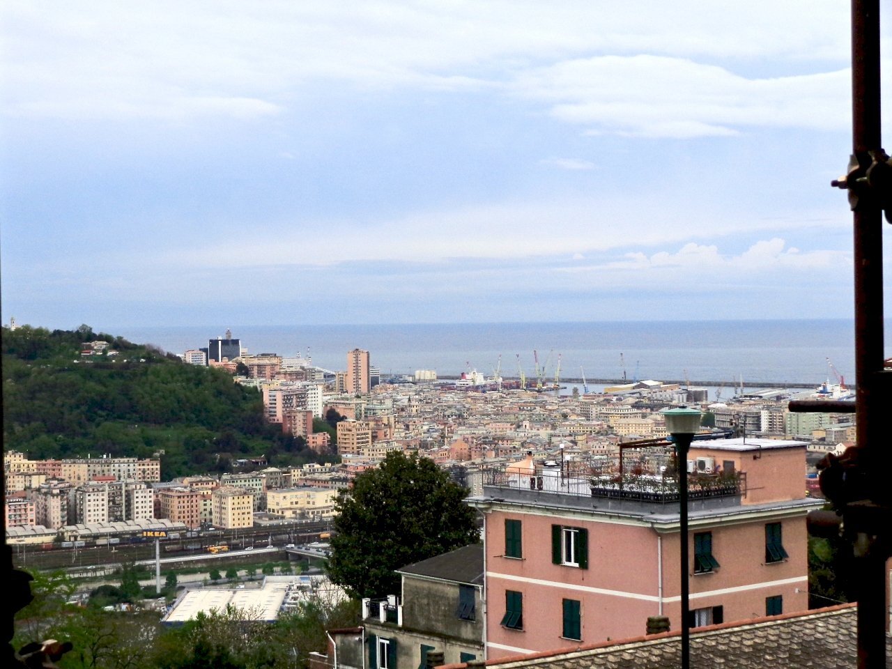 Appartamento a Coronata, Genova