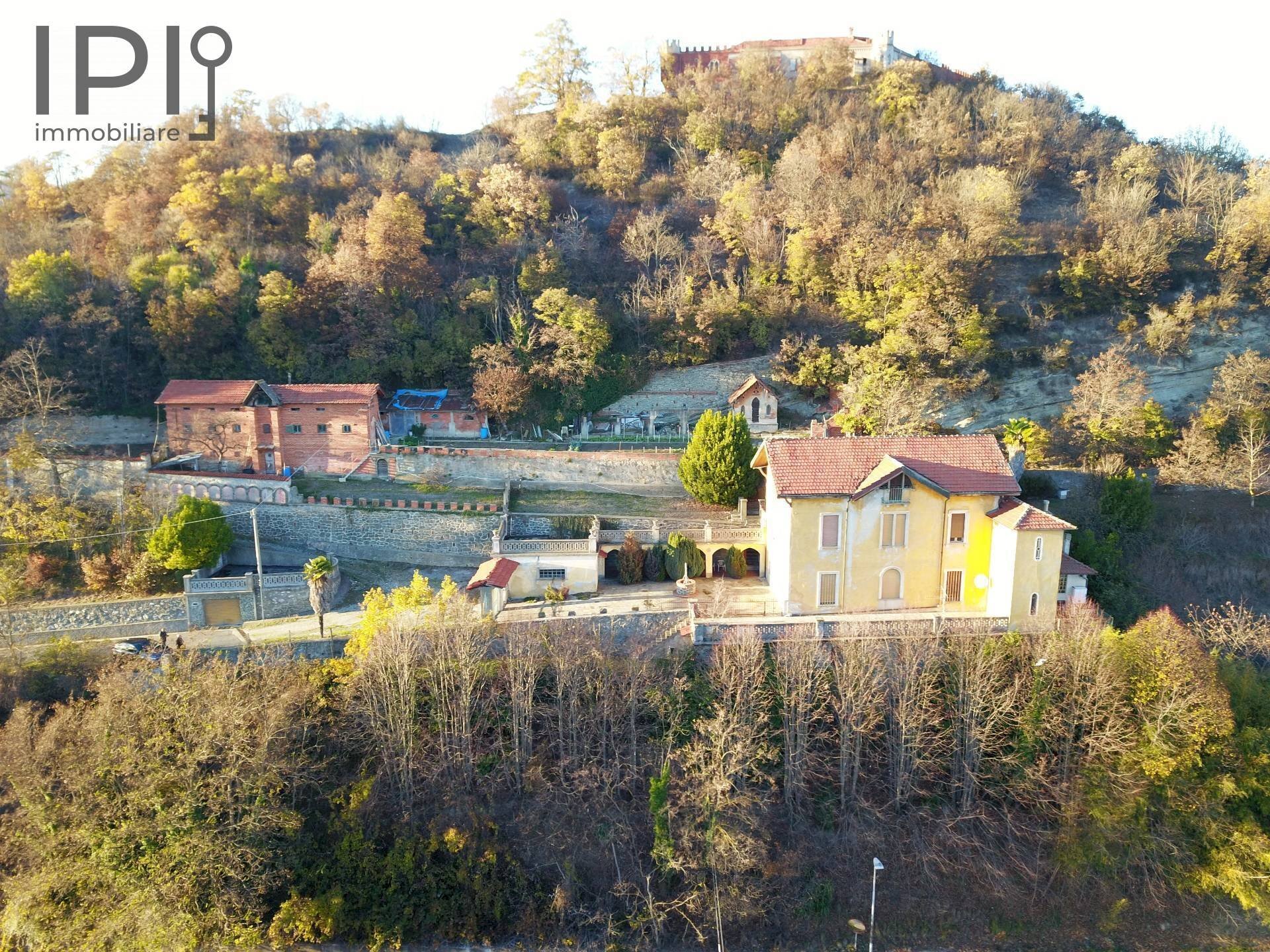 Vendita Villa Unifamiliare via cortemilia, Cairo Montenotte