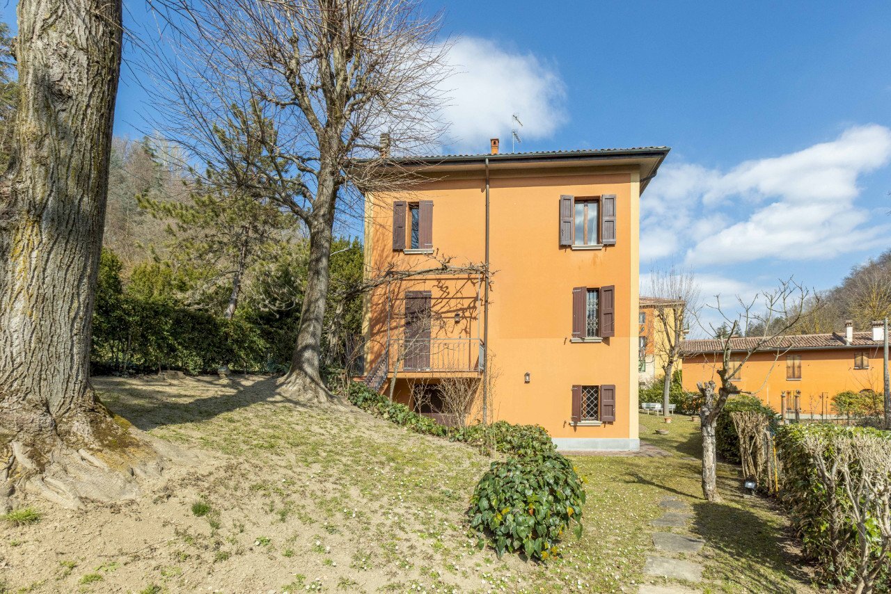 Villa - Vendita - Colli Saragozza - Bologna