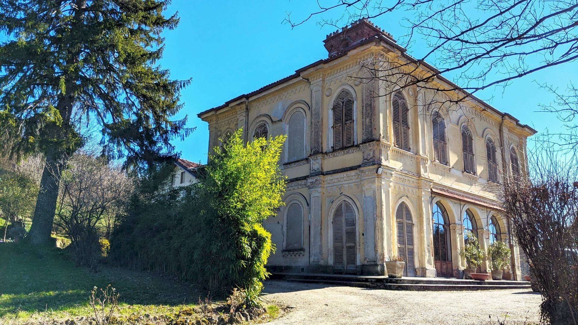 Vendita Villa Strada per Alessandria, Valenza