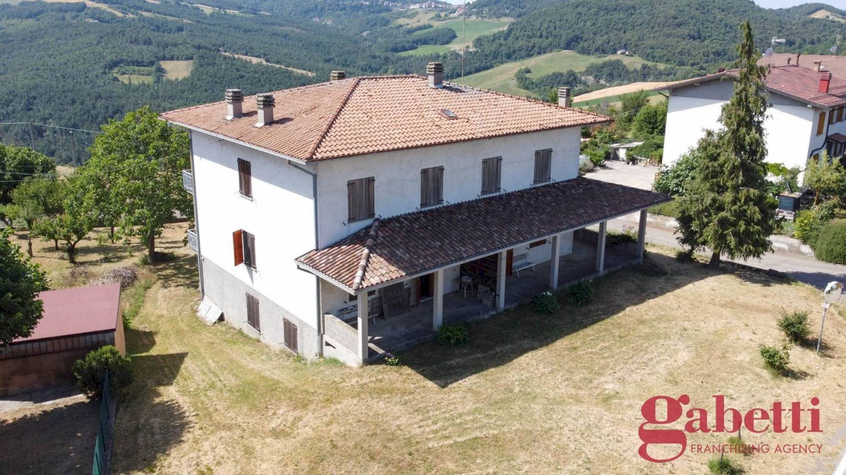 CASA SINGOLA IN ZONA VERDE