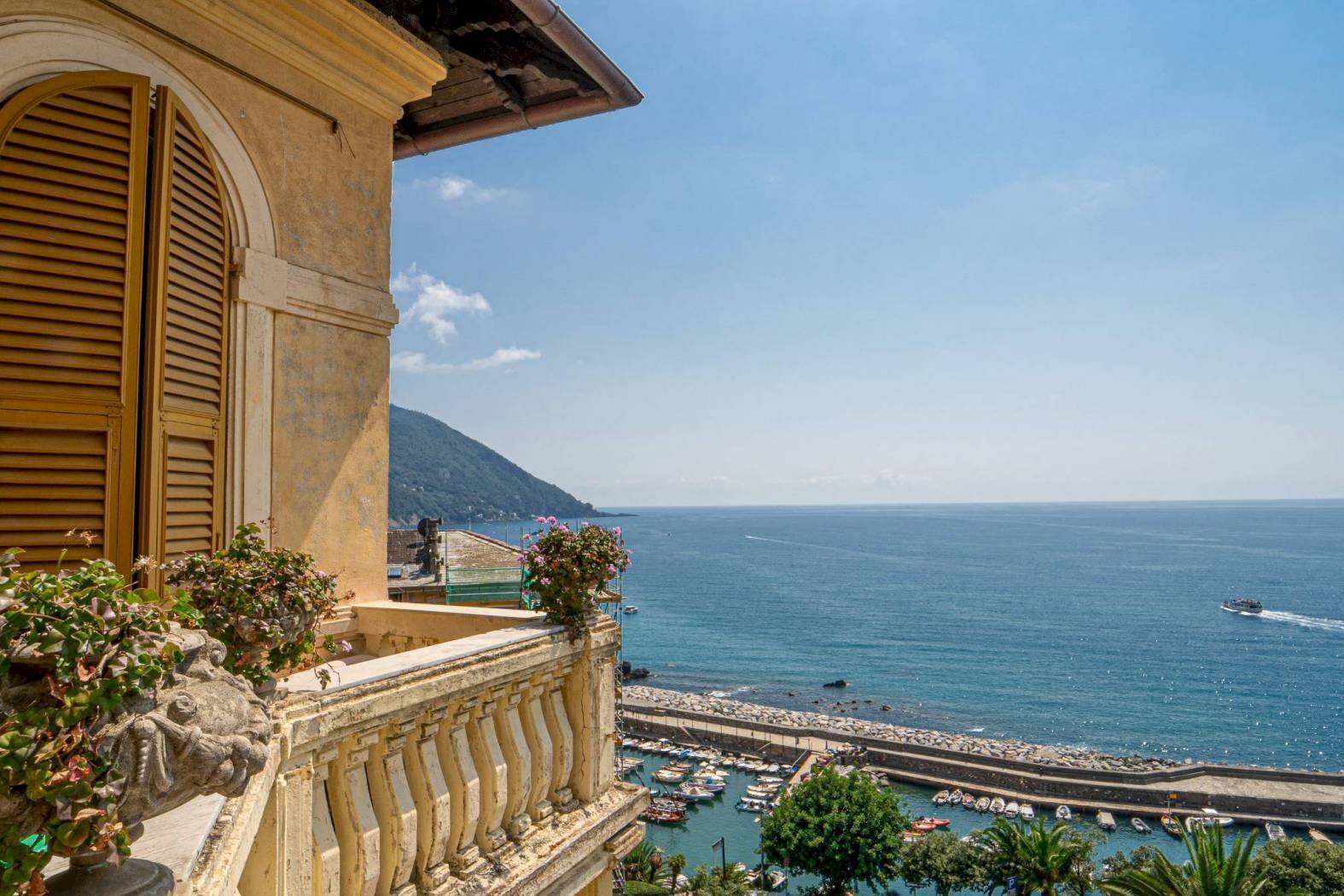 Camogli, Attico in villa Liberty, terrazzo vista mare