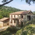 103 – Gruppo di rustici in vendita a Cossano Belbo
