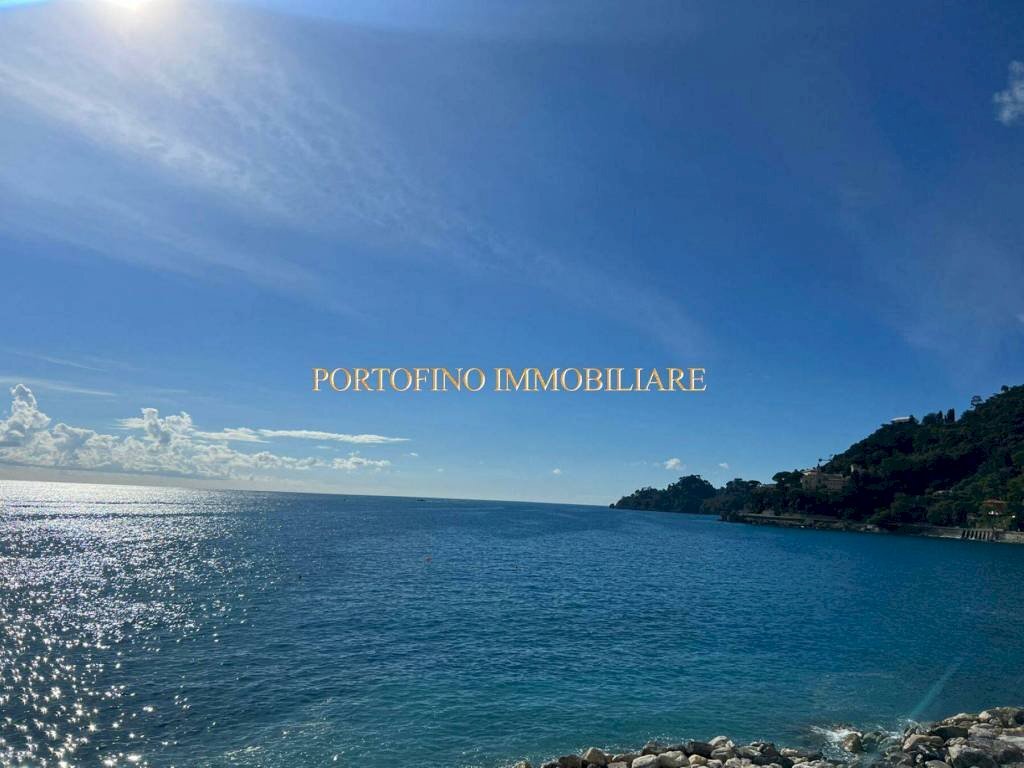 APPARTAMENTO VISTA MARE SULLA SPIAGGIA PARAGGI PORTOFINO