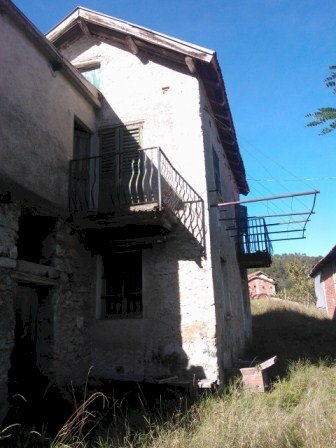 Semindipendente - Porzione di casa a San Luca, Molare