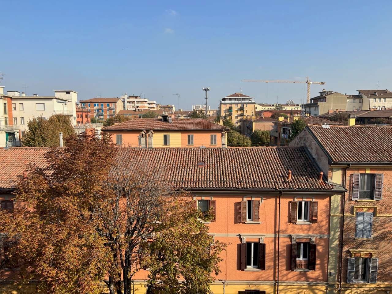 Bolognina, appartamento ristrutturato con posto auto NO STUDENTI