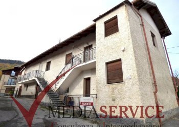 PORZIONE DI CASA SEMI-INDIPENDENTE IN CENTRO Vignolo