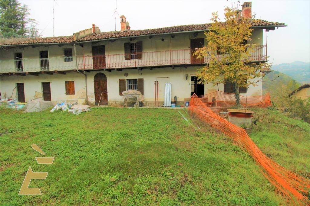 casa indipendente Vendita PAESE - RODDINO