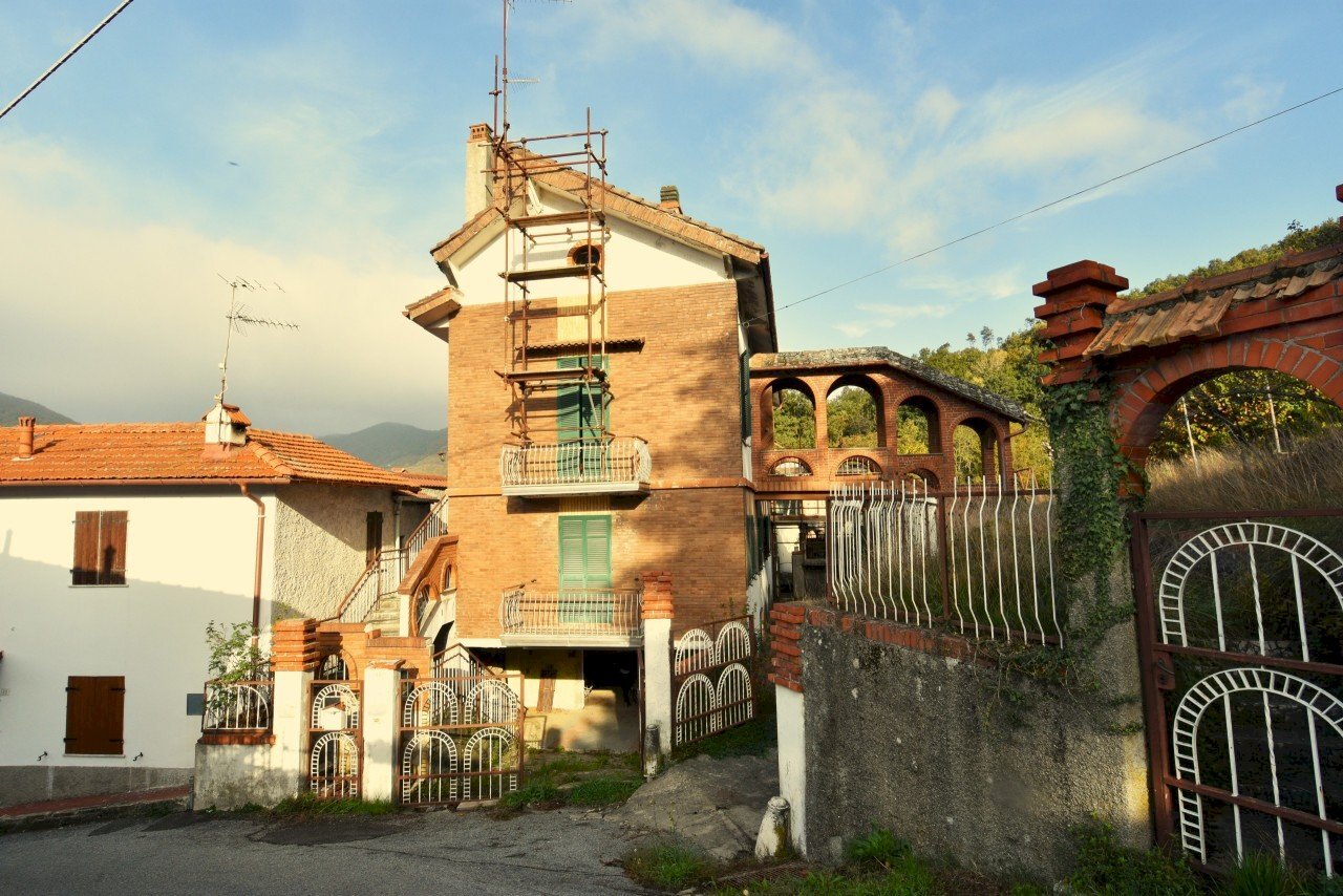 VILLA a Casella