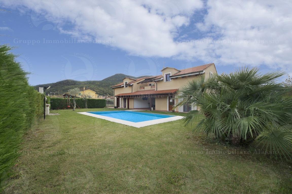 Vendita Villa Villanova d'Albenga