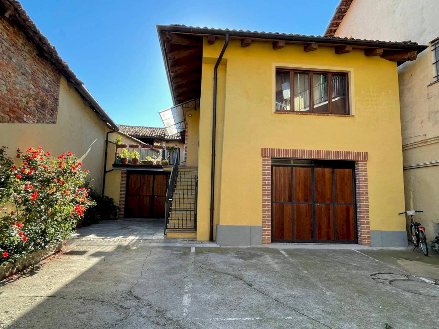 CASA CON TERRAZZO NEL CENTRO STORICO