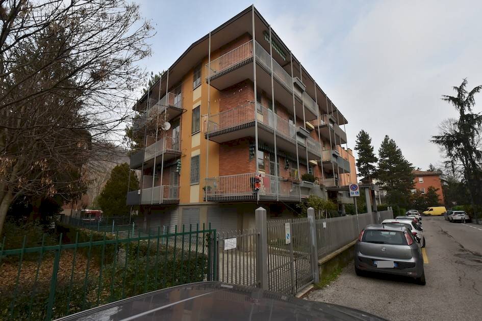 Vendita Appartamento via Alberto Bacchi della Lega, 3, Bologna