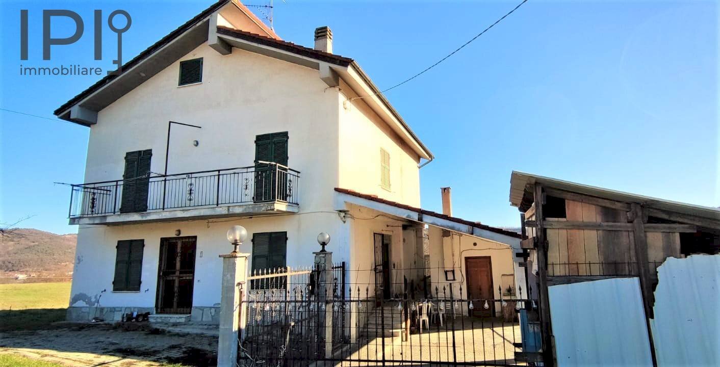 Vendita Villa Loc Lescheia, Merana