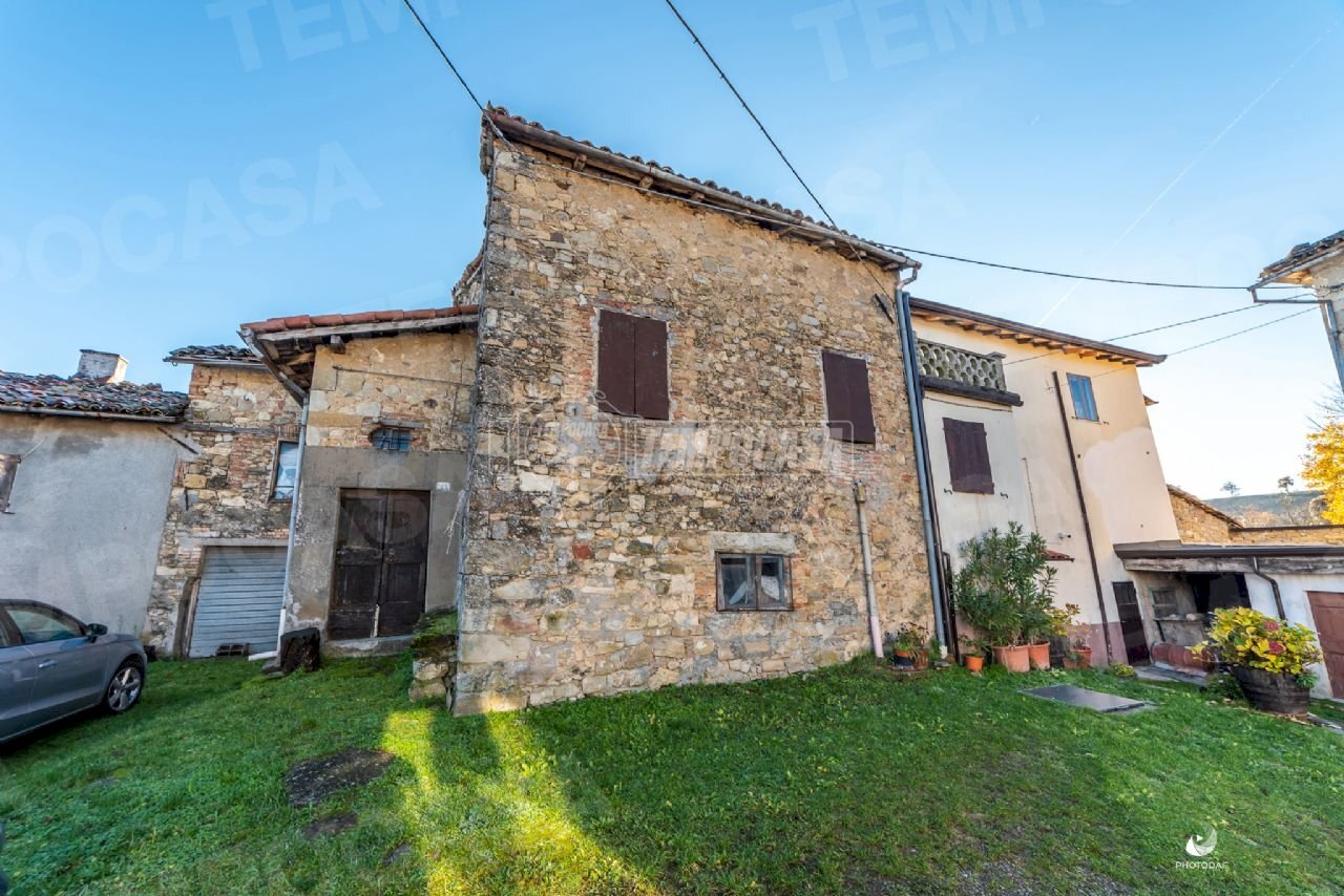 Vendita Casa indipendente Via Benedello, Pavullo nel Frignano