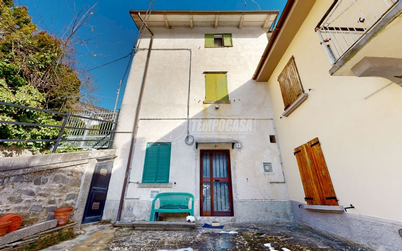 Vendita Casa indipendente Via Guglielmo Marconi, Granaglione, Alto Reno Terme