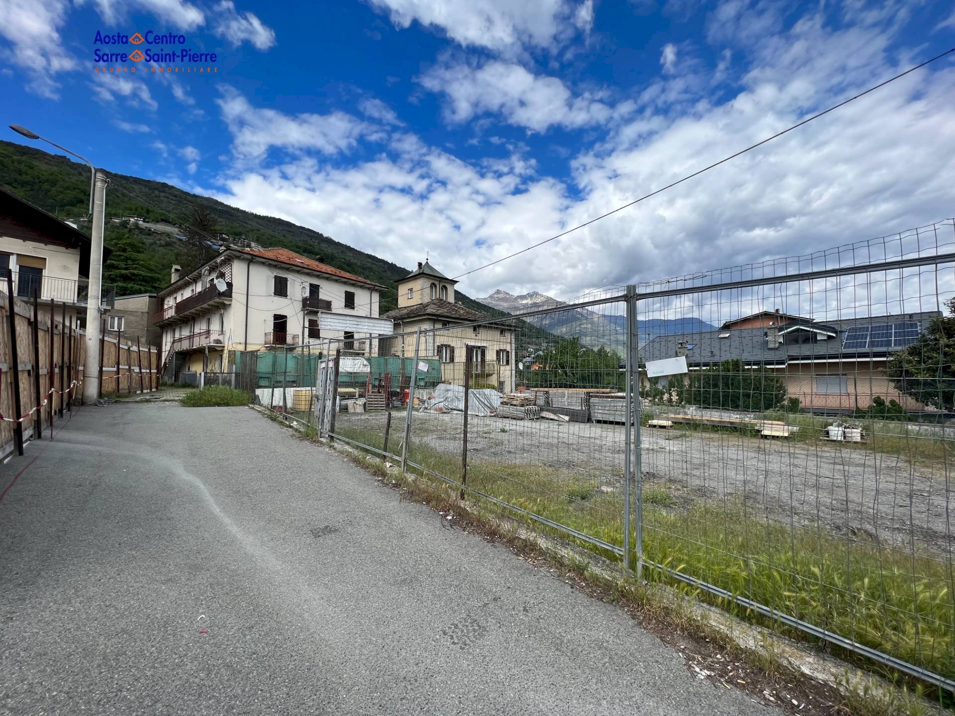 Vendita Casa indipendente Regione Le Crou, Aosta