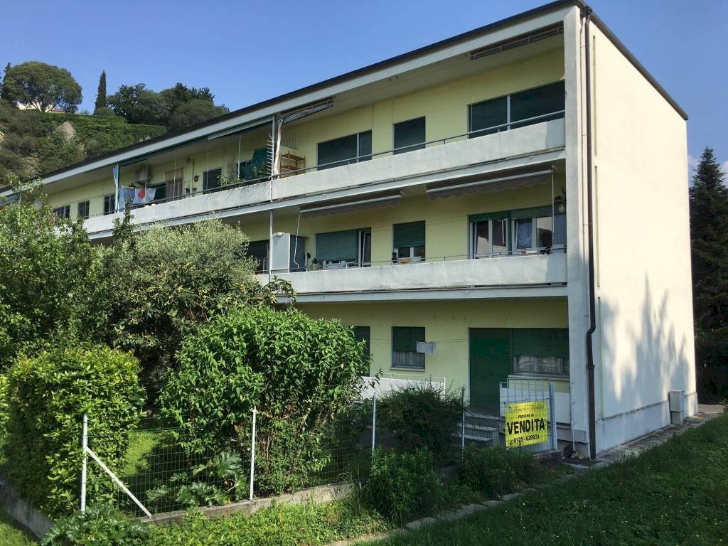 Ivrea: Appartamento con giardino a 55.000,00