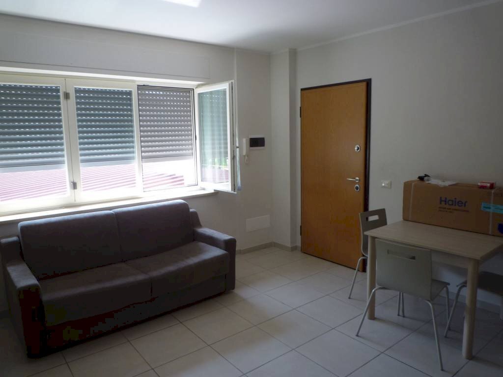 immagine annuncio 1 di 8