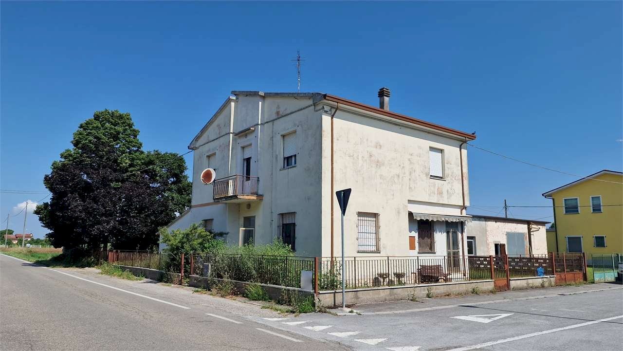 Casa singola a Savarna