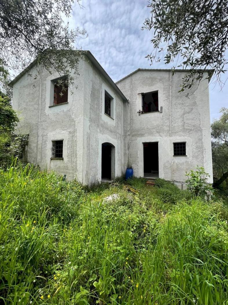 Rustico prima collina di Rapallo