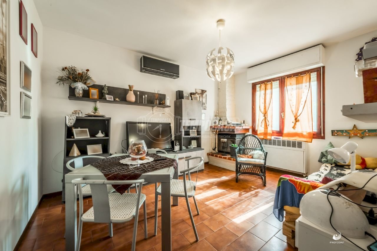 Vendita Villa a Schiera Via Provanone, 8387, Crevalcore