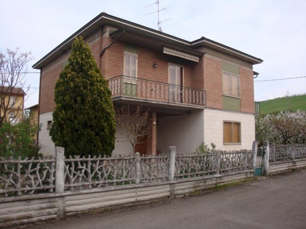 CASA INDIPENDENTE VIA SECCHIA, SAVIGNANO SUL PANARO