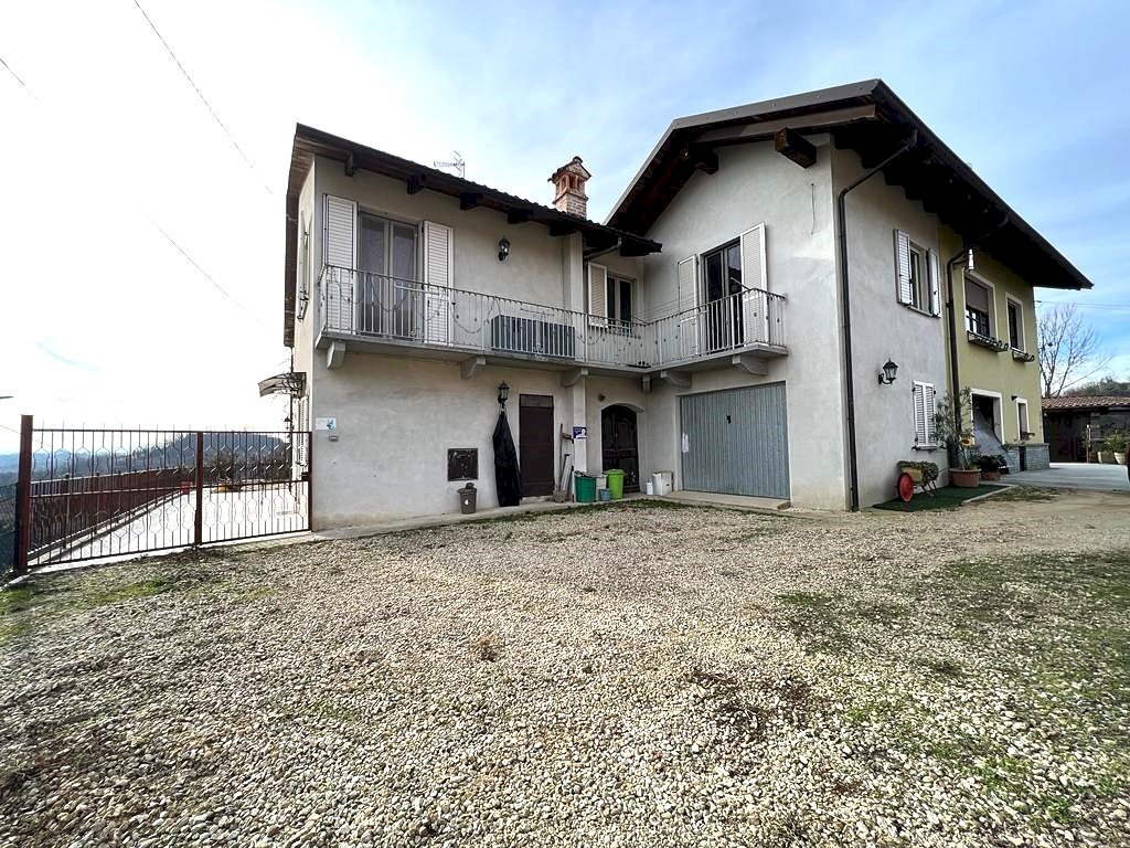 Vendita Casa indipendente Via Capoluogo 43, Santo Stefano Roero