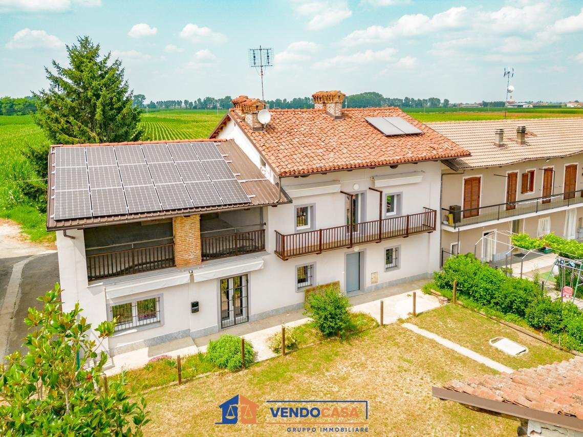 Vendita Cascina Strada Di Roata Capelli, Fossano