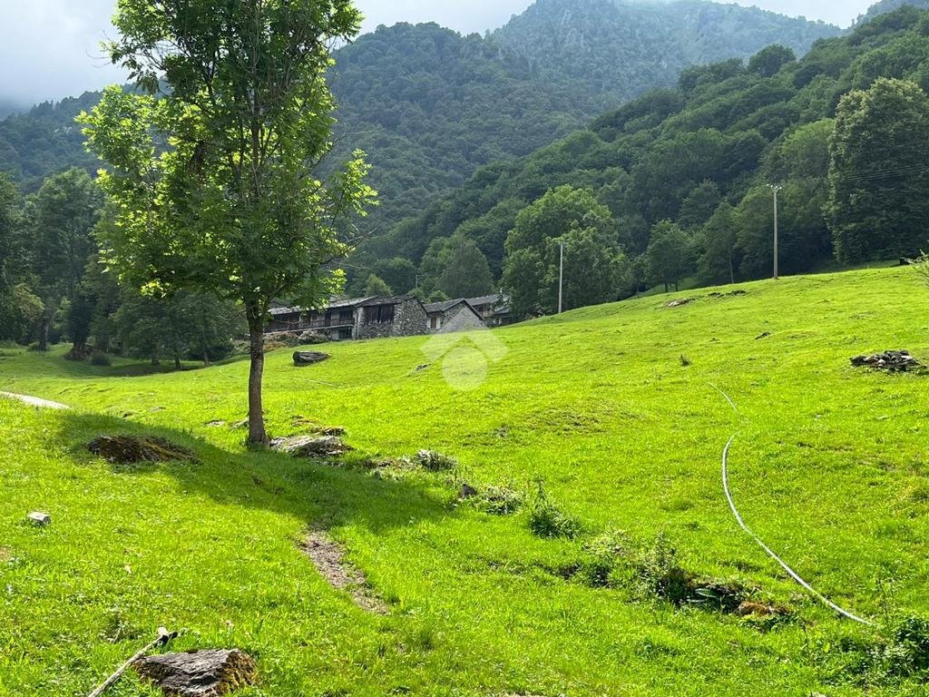 Casa indipendente in vendita