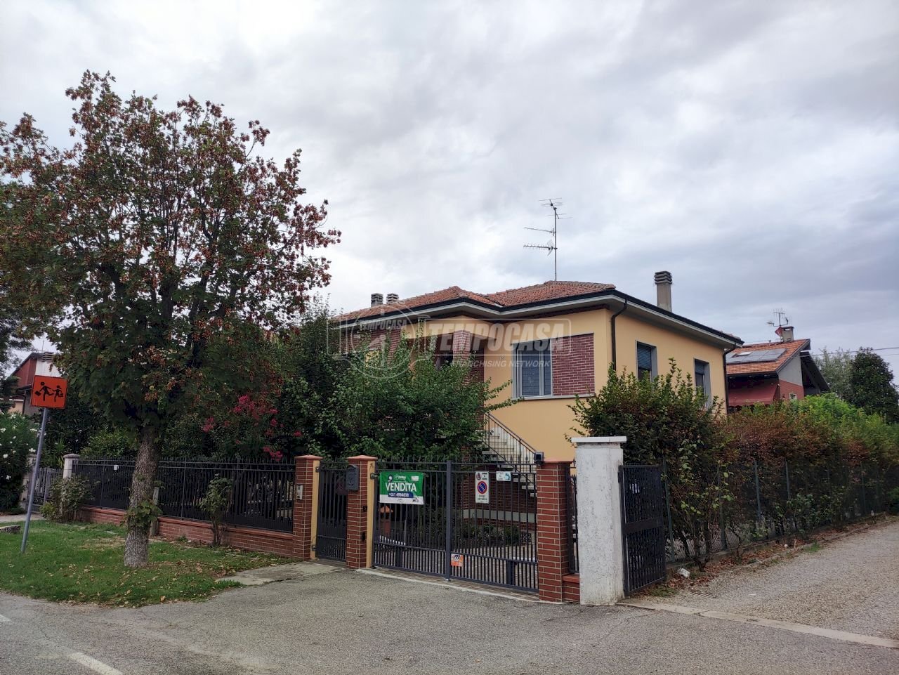 Vendita Villa Bifamiliare Via Adelio Cavazza, Budrio