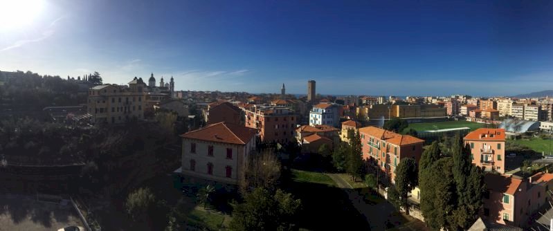 LAVAGNA zona tranquilla comoda al centro (rif.123)