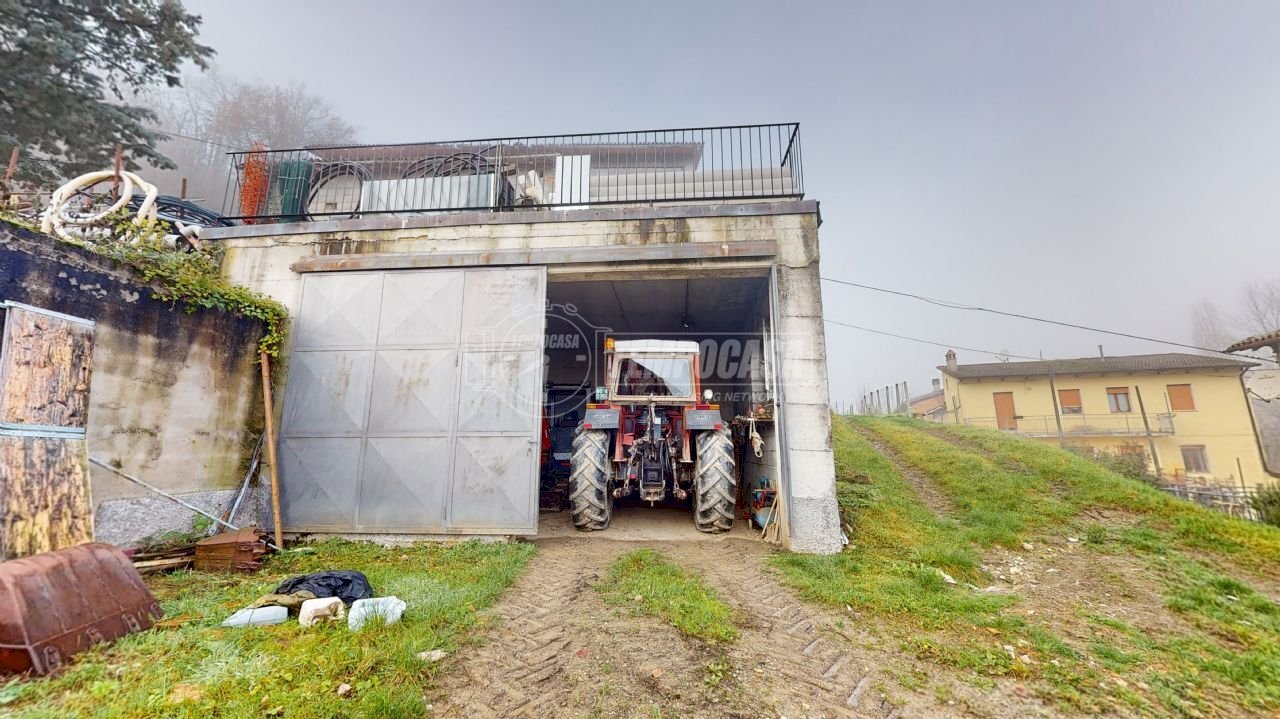 Vendita Cascina Via della Venola, Savigno, Valsamoggia