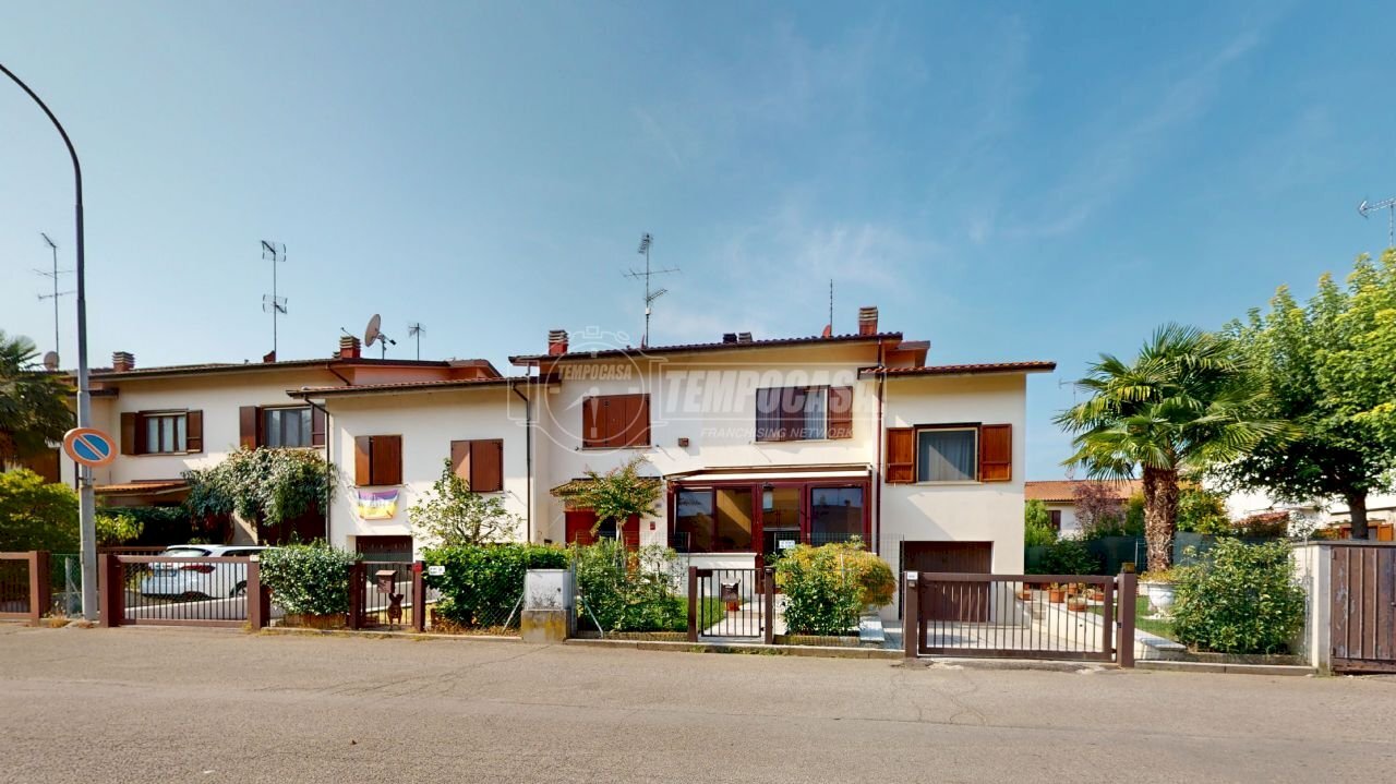 Vendita Villa a Schiera Via Antonio Vivaldi, Castelletto, Valsamoggia