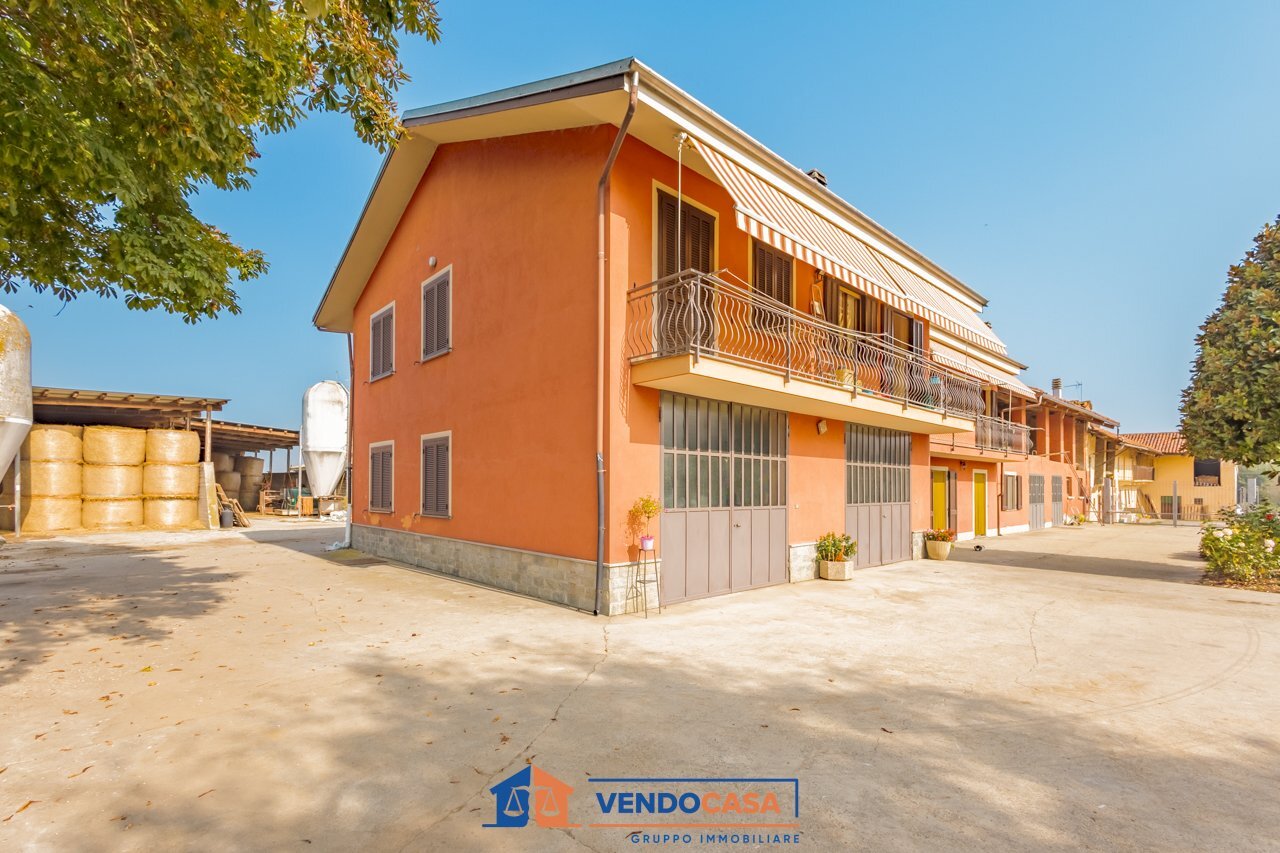 Vendita Casa indipendente Strada Tetti Roccia 32, Savigliano