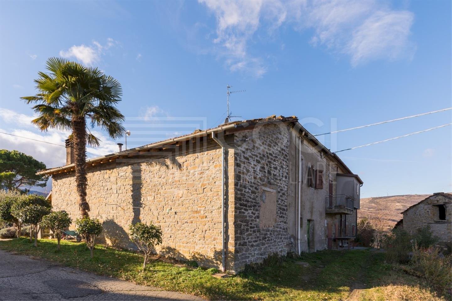 TERRENO AGRICOLO E CAPANNONI