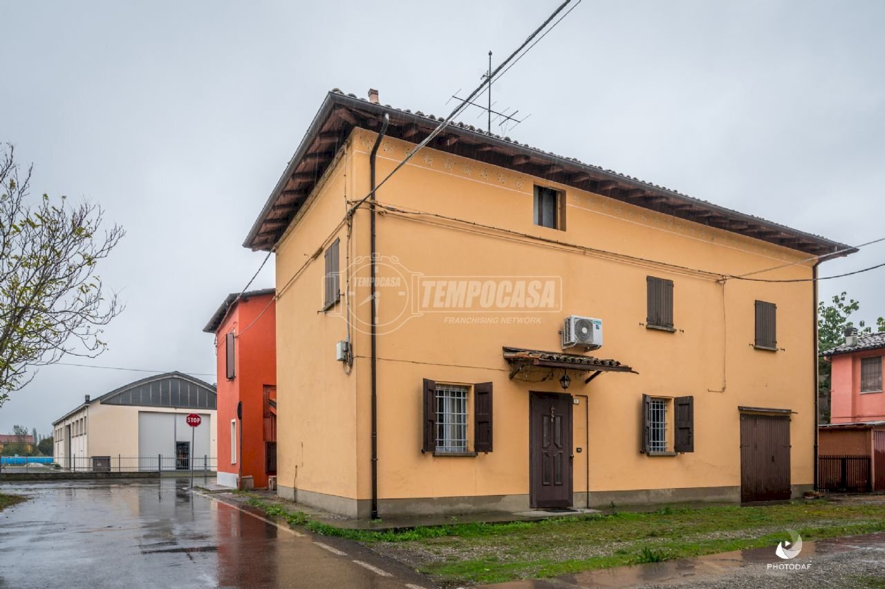 Vendita Villa a Schiera Via CASE NUOVE, 1, Castelfranco Emilia