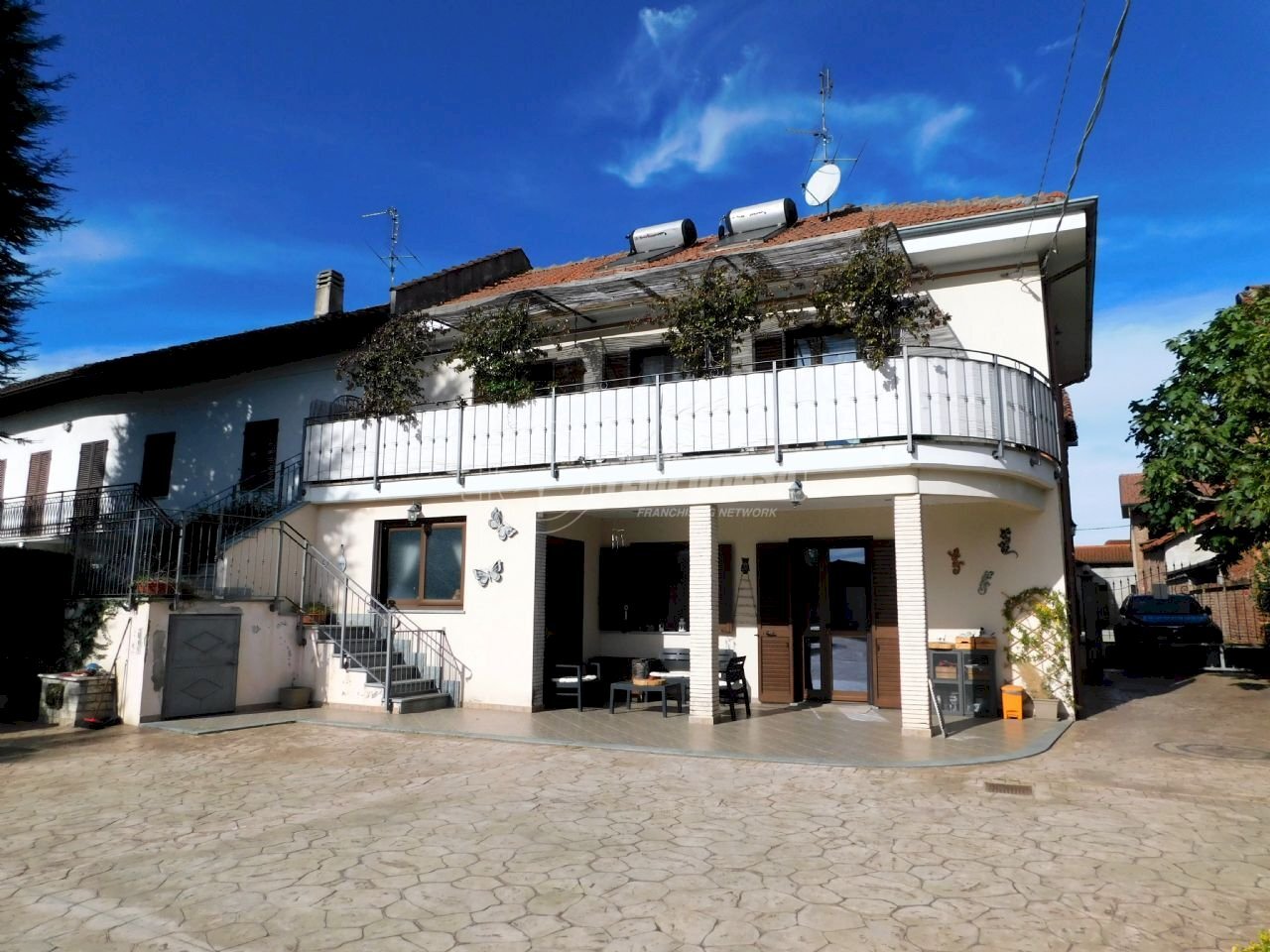 Vendita Villa Vicolo Chiaraviglio, 4, Piscina